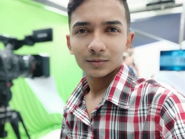 Carlos Romão Barbosa Filho, de 24 anos, conhecido como 'Jubileu', trabalhava como cinegrafista na TV Cidade Oeste — Foto: Reprodução