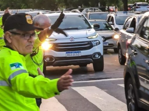 Subida do Viaduto da Redinha sofre interdição — Foto: STTU/Divulgação