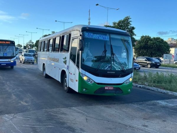 Veículos trafegavam pelo trecho normalmente na tarde desta quarta — Foto: Kleber Teixeira/Inter TV Cabugi