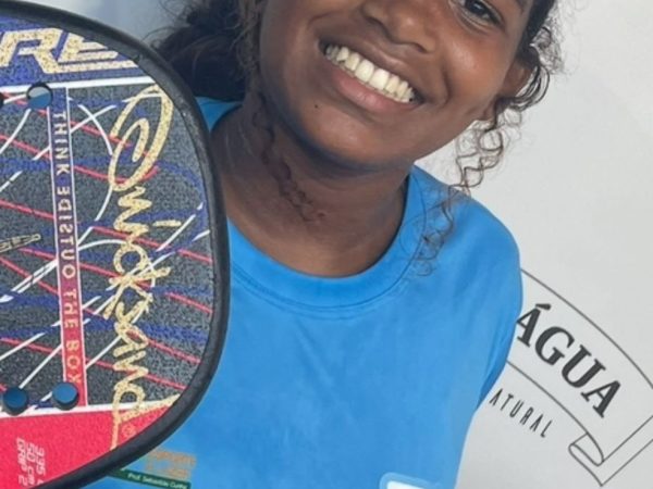 Maria Fernanda, de 12 anos, desapareceu ao sair de casa para a escola na Grande Natal — Foto: Cedida