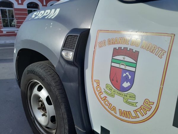 Viatura da Polícia Militar no Rio Grande do Norte — Foto: Thiago César/Inter TV Cabugi