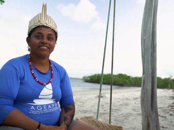 Jakeline Potiguara, turismóloga da Rota dos Potiguara, na Paraíba — Foto: Reprodução/TV Cabo Branco