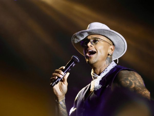 Cantor Leo Santana se apresenta no São João de Natal — Foto: 585 Studios