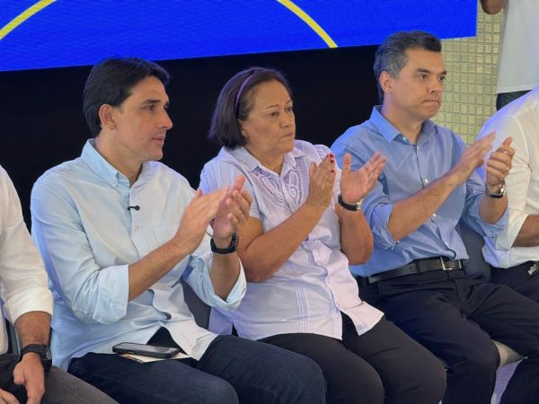 Sílvio Costa Filho, Ministro dos Portos e Aeroportos, Fátima Bezerra, governadora do RN, e Walter Alves, vice-governador do RN — Foto: Sérgio Henrique Santos/Inter TV Cabugi