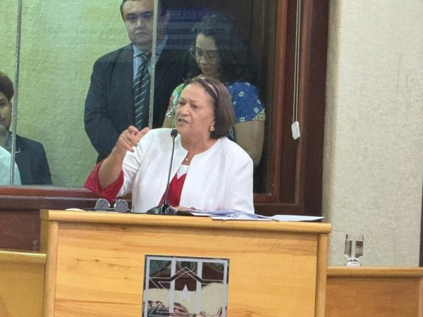 Governadora Fátima Bezerra (PT) durante mensagem anual na Assembleia Legislativa — Foto: Sérgio Henrique Santos/Inter TV Cabugi