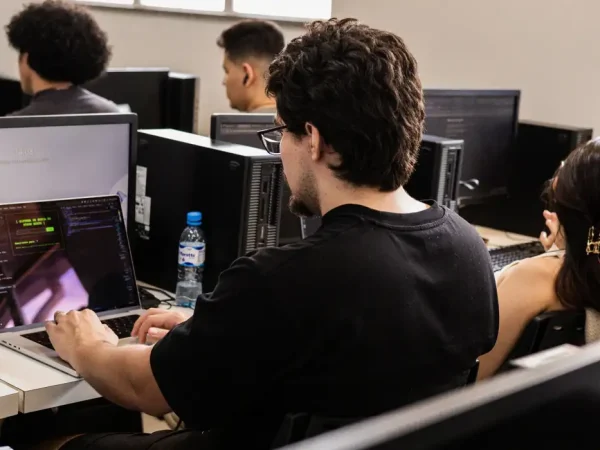 Rio de Janeiro (RJ), 19/02/2026 - Hackers do Bem abre 25 mil novas vagas e reforça formação para enfrentar crise na cibersegurança. Foto: Hackers do Bem/Divulgação