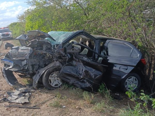 Acidente envolvendo três veículos deixa seis feridos na BR-230, na Paraíba — Foto: Redes Sociais