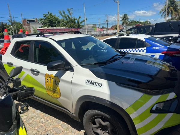 Agentes da STTU flagraram homem dirigindo embriagado em Natal — Foto: Sérgio Henrique Santos/Inter TV Cabugi
