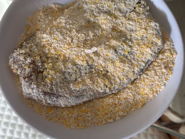 Peixe frito que família comeu no almoço no domingo, em Natal — Foto: Cedida