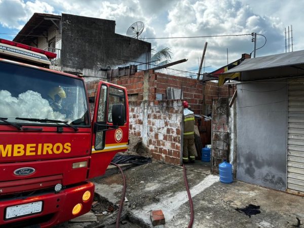 Explosão em residência deixa um ferido em Guarabira — Foto: Reprodução/Corpo de Bombeiros