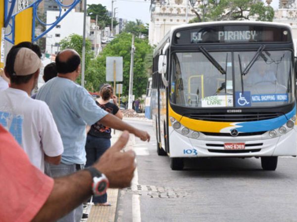 De 2011 a 2018, o custo da tarifa de ônibus de Natal subiu 65,9%, passando de R$ 2,20 para R$ 3,65 — Foto: Emanuel Amaral / TN